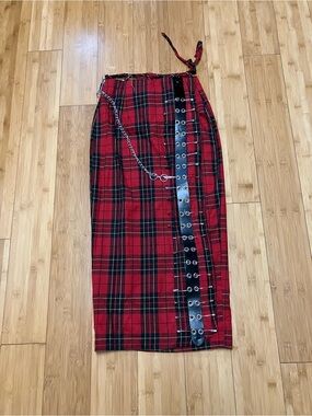 Red tartan plaid punk grunge skirt